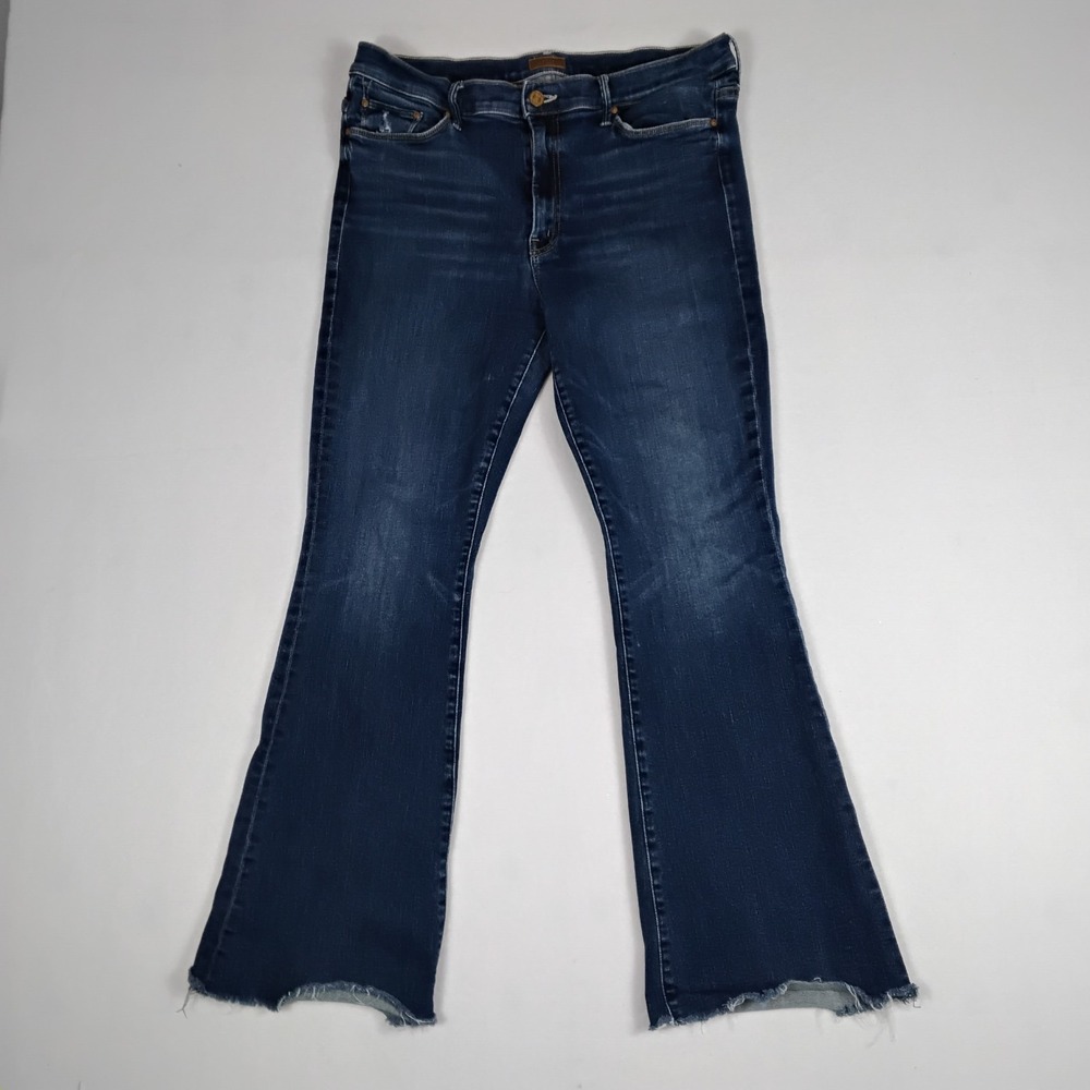 MOTHER || The Weekender Fray in Groovin' Raw Hem Bootcut Jeans Blue 34